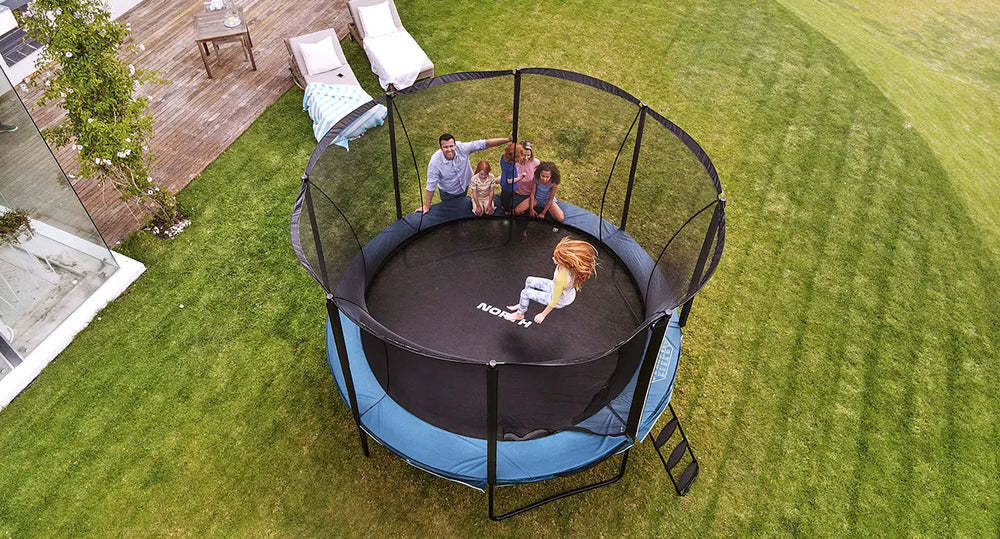 Hvilken størrelse på trampoline passer best for familien min?